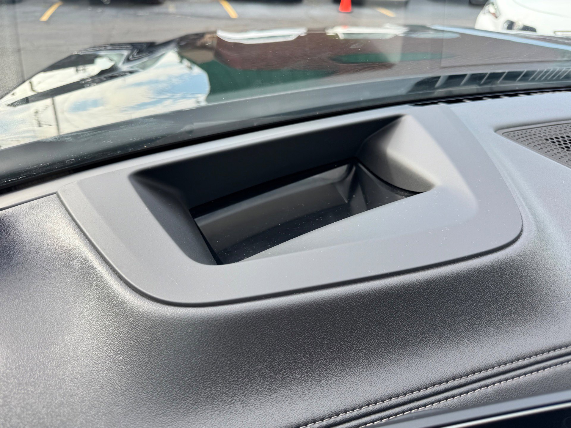 Used 2023 BMW X7 xDrive40i image 26