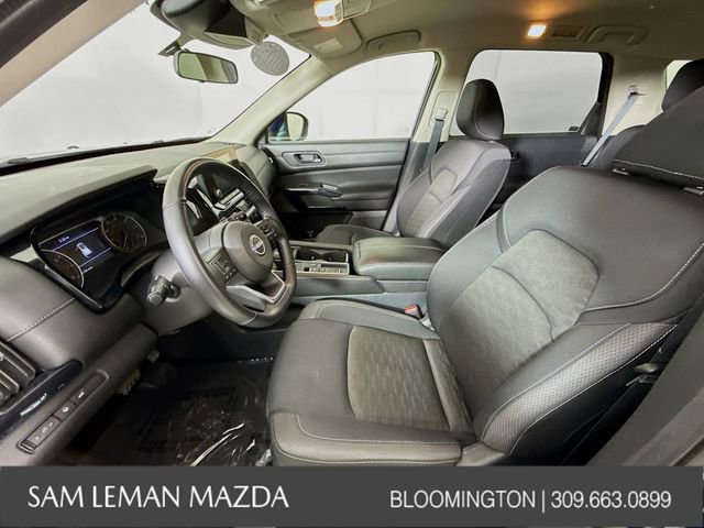 Used 2025 Nissan Pathfinder SV image 20