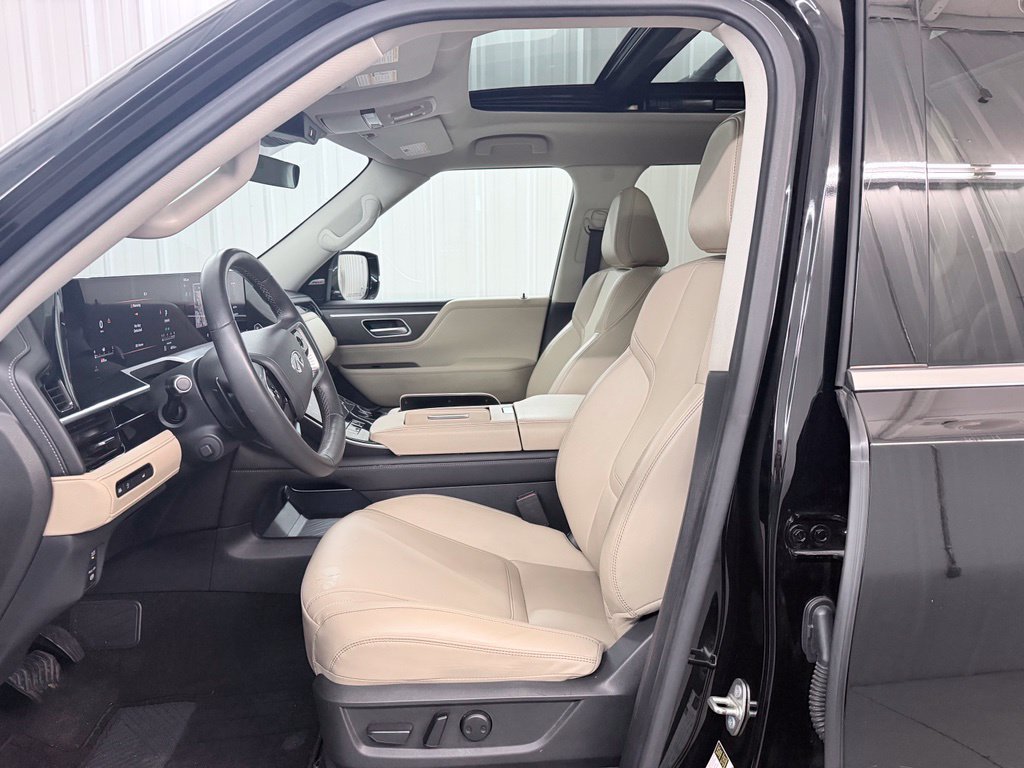 Certified 2025 INFINITI QX80 Pure w/ Exterior Package AWD/4WD image 10
