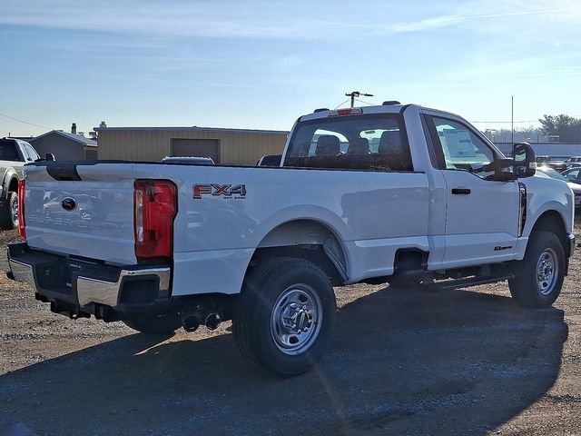 New 2026 Ford F350 XL w/ FX4 Off-Road Package AWD/4WD image 3