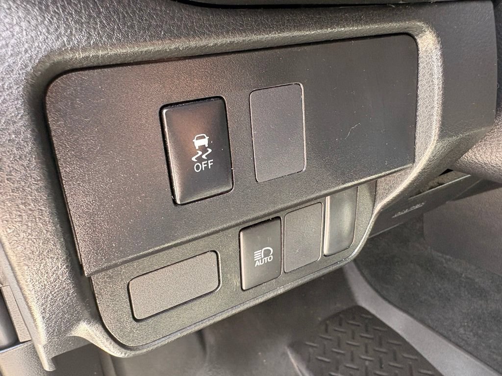 Used 2023 Toyota Tacoma SR RWD image 12