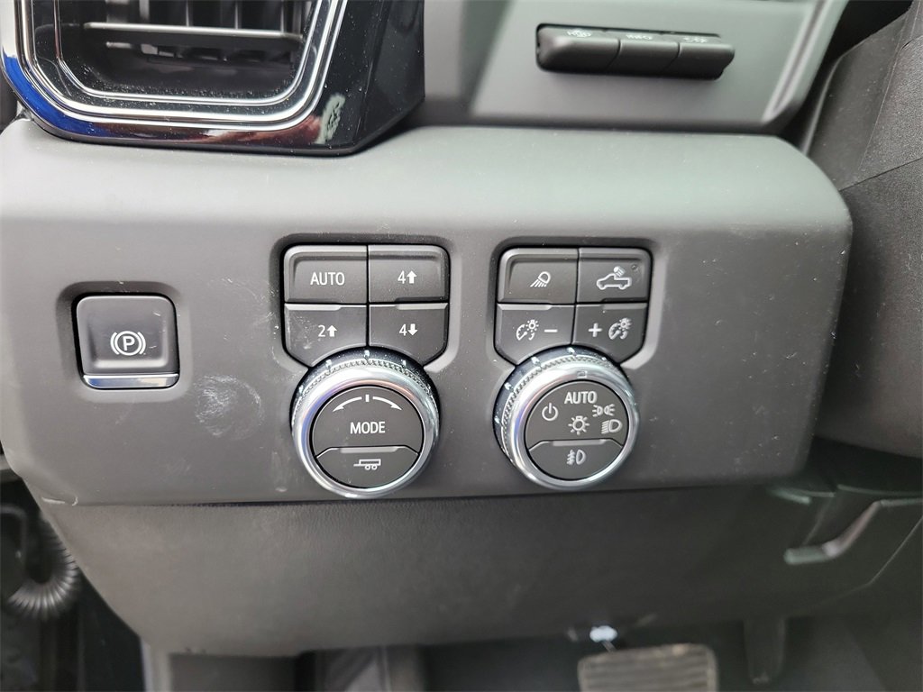 New 2026 GMC Sierra 2500 AT4 w/ AT4 Premium Plus Package image 25