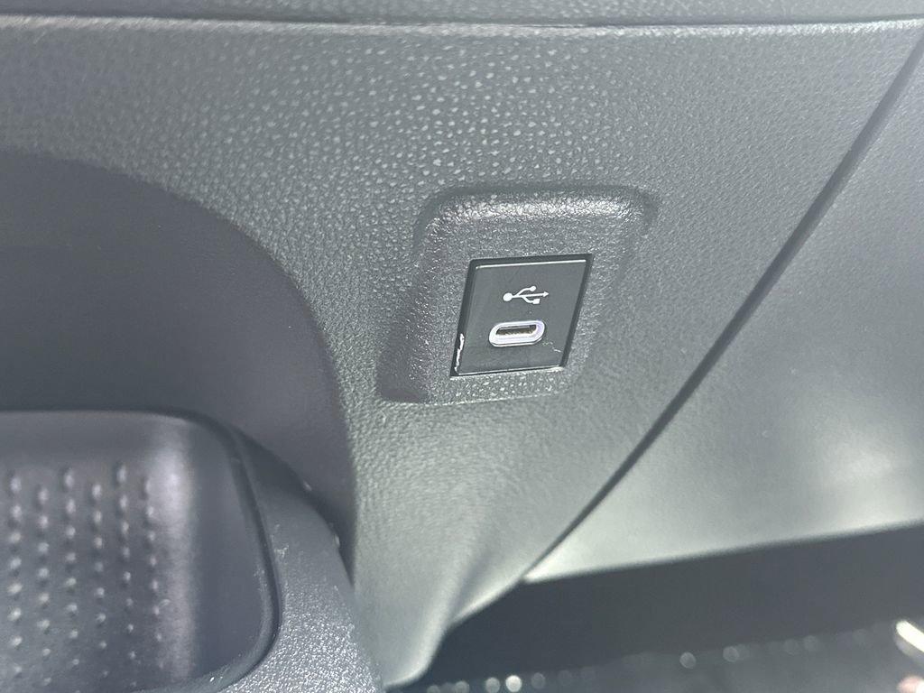 Certified 2025 Toyota Corolla LE image 28