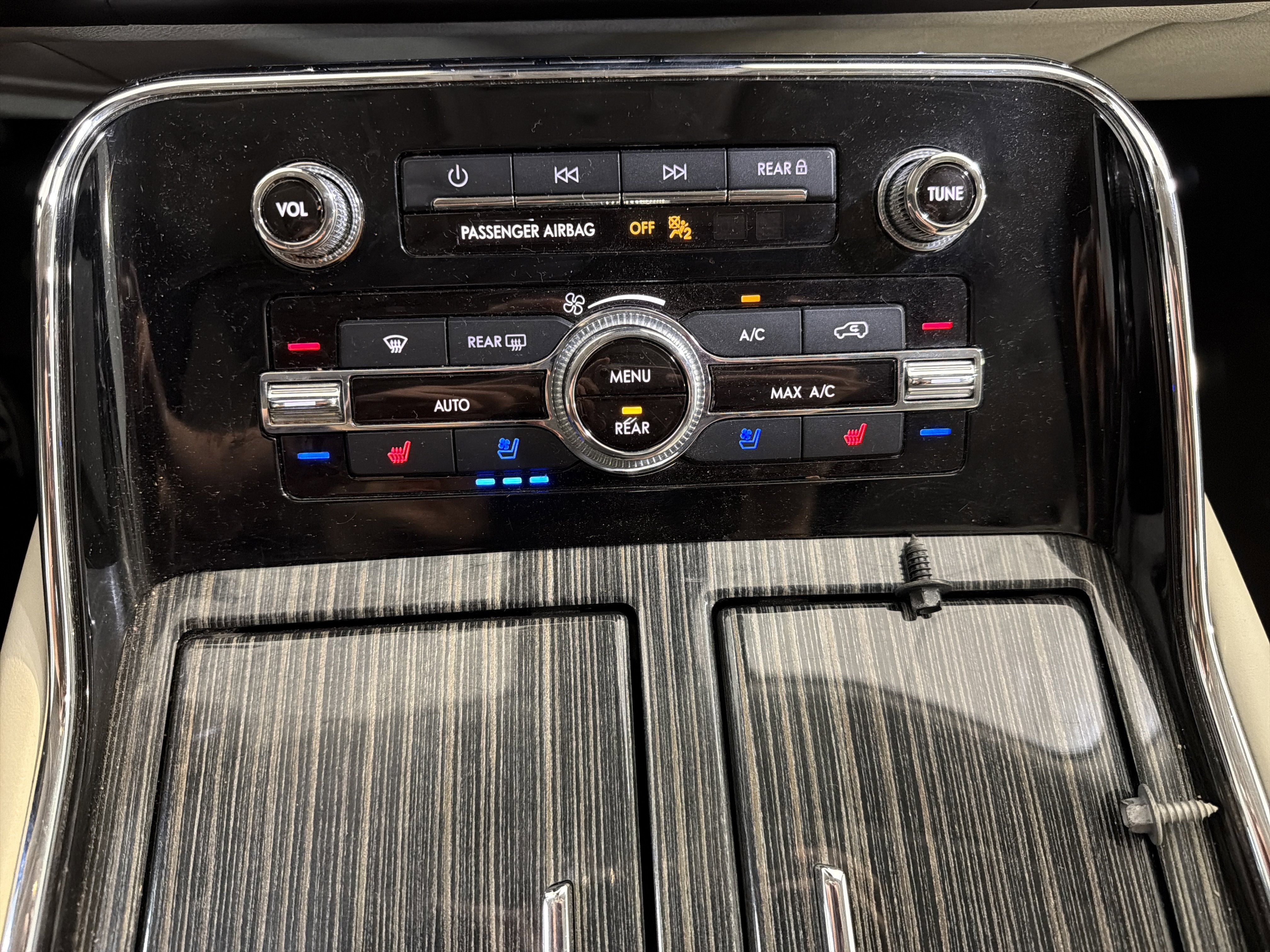 Used 2021 Lincoln Navigator L Black Label w/ Cargo Convenience Package image 20