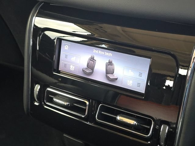 Used 2023 Lincoln Aviator Reserve w/ Equipment Group 201A AWD/4WD image 19