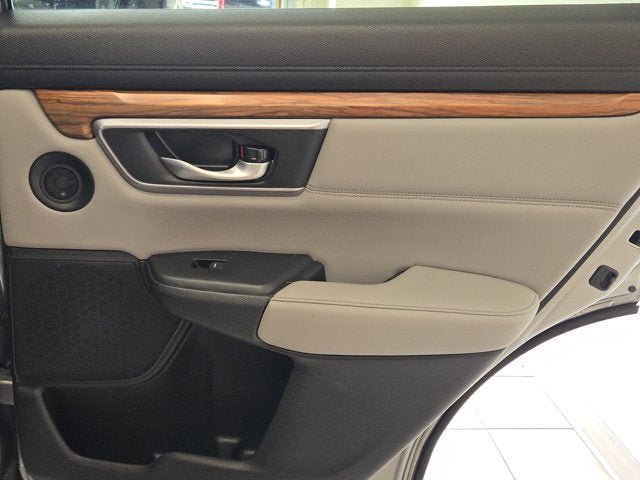 Used 2017 Honda CR-V EX-L image 10
