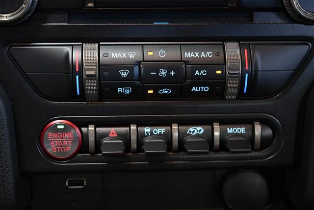 Used 2020 Ford Mustang Shelby GT500 w/ Carbon Fiber Track Pack image 65