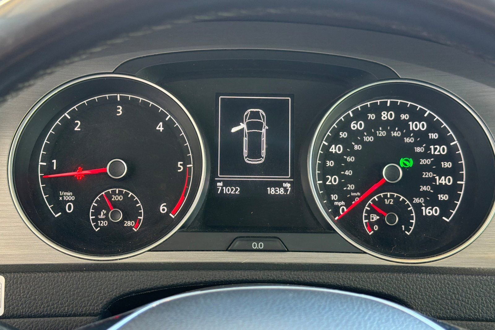 Used 2015 Volkswagen Golf TDI SEL FWD image 24