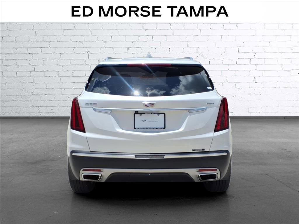 Certified 2024 Cadillac XT5 Premium Luxury FWD image 4