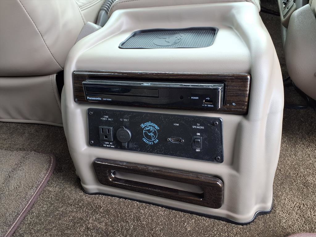 New 2026 GMC Savana 2500 Extended w/ Driver Convenience Package image 23