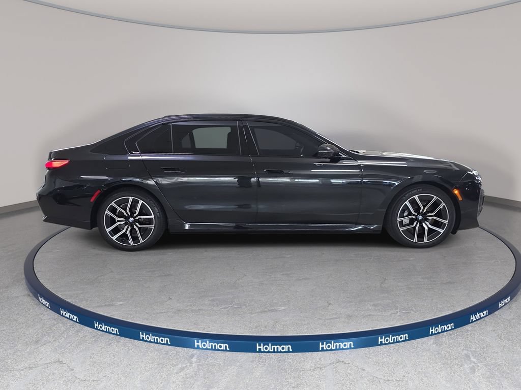 Certified 2024 BMW 750e xDrive w/ Premium Package AWD/4WD image 6