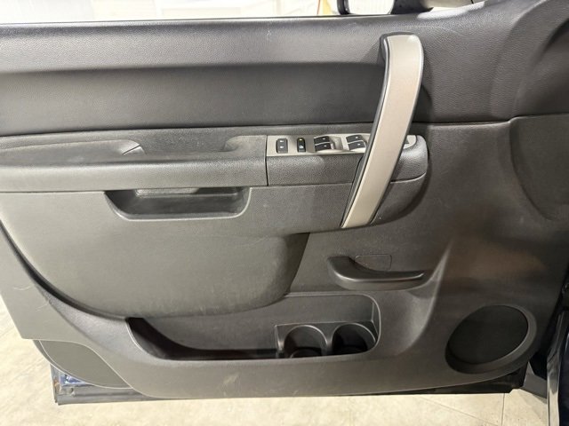 Used 2010 GMC Sierra 2500 SLE image 7