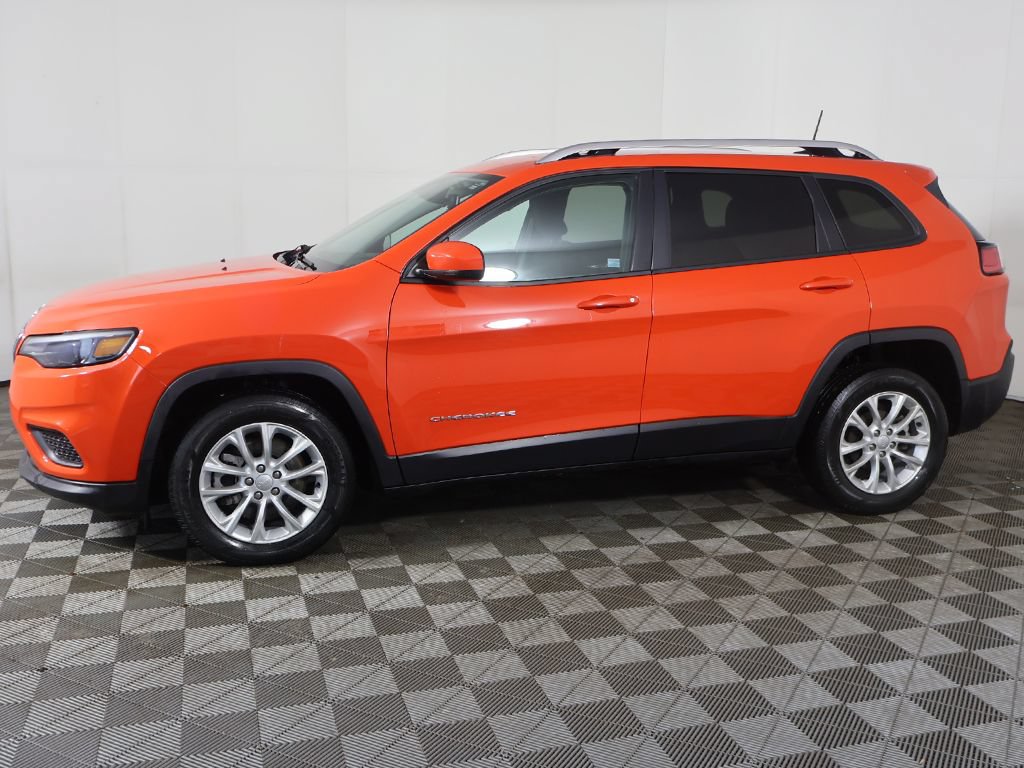 Used 2021 Jeep Cherokee Latitude FWD image 14