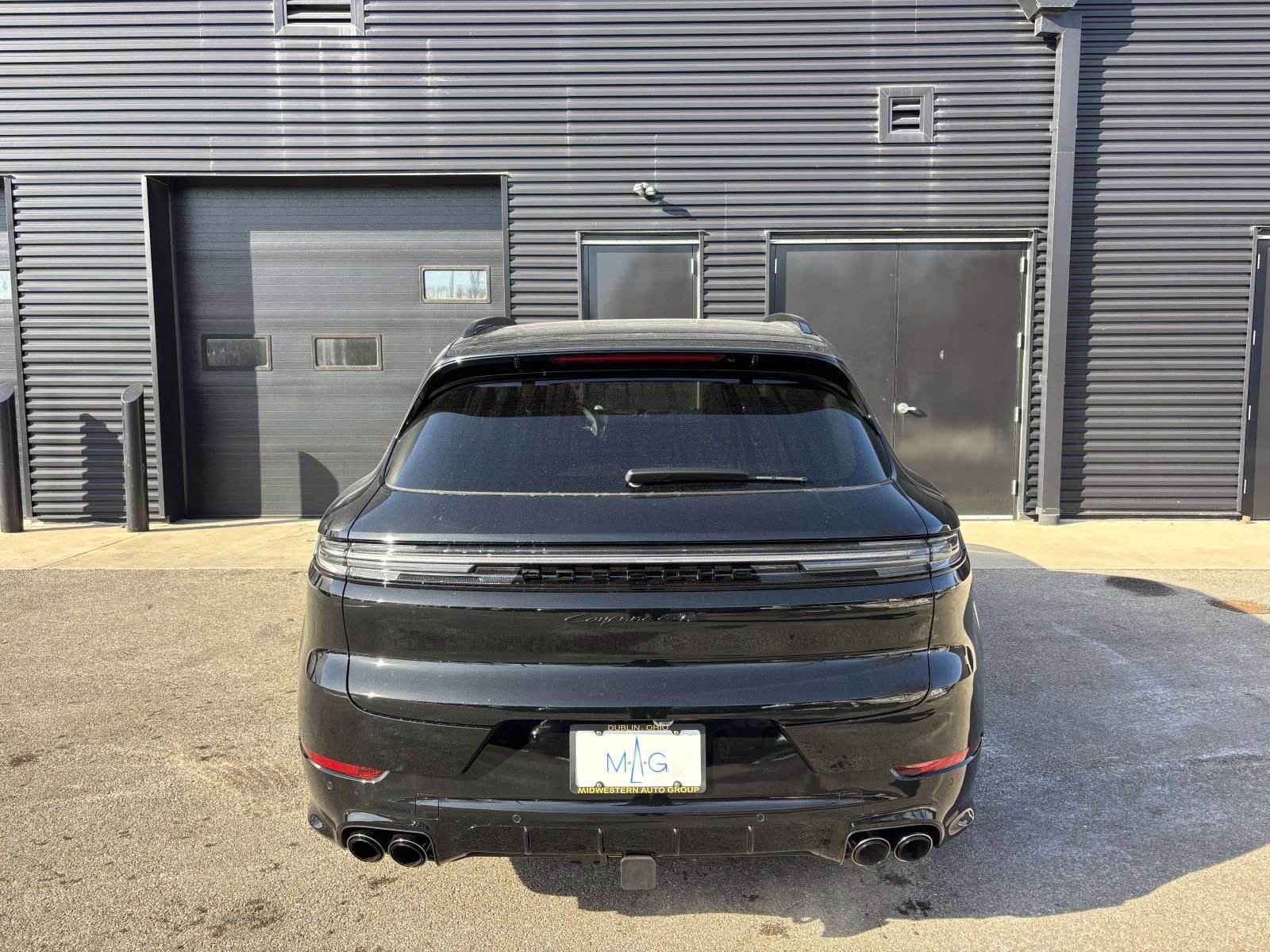 New 2026 Porsche Cayenne GTS AWD/4WD image 9