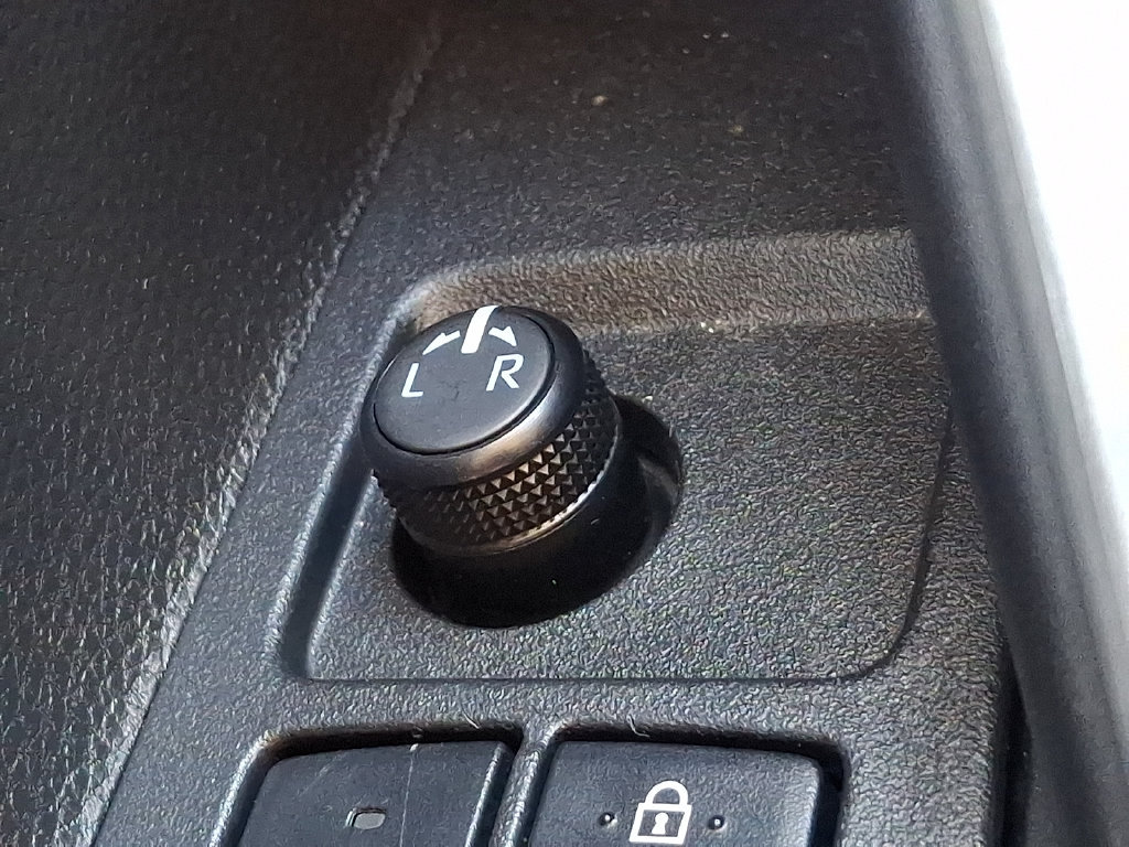 Certified 2026 Toyota Corolla Cross L AWD/4WD image 30