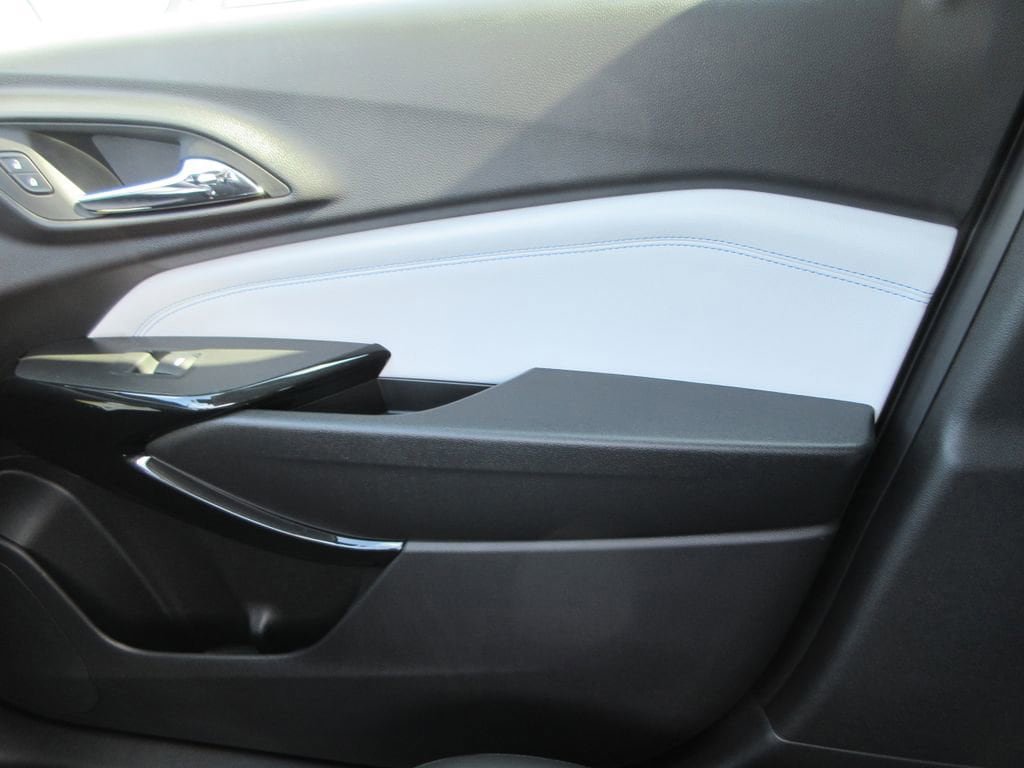 New 2026 Chevrolet Trax LT FWD image 31