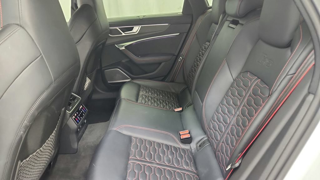 Used 2022 Audi RS 6 AWD/4WD image 40