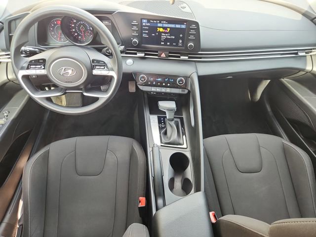 Used 2023 Hyundai Elantra SEL w/ Cargo Package FWD image 19
