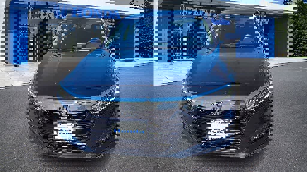 Used 2018 Honda Accord EX image 3