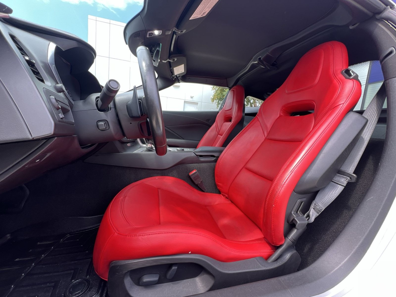 Used 2019 Chevrolet Corvette Stingray Coupe w/ 1LT RWD image 13