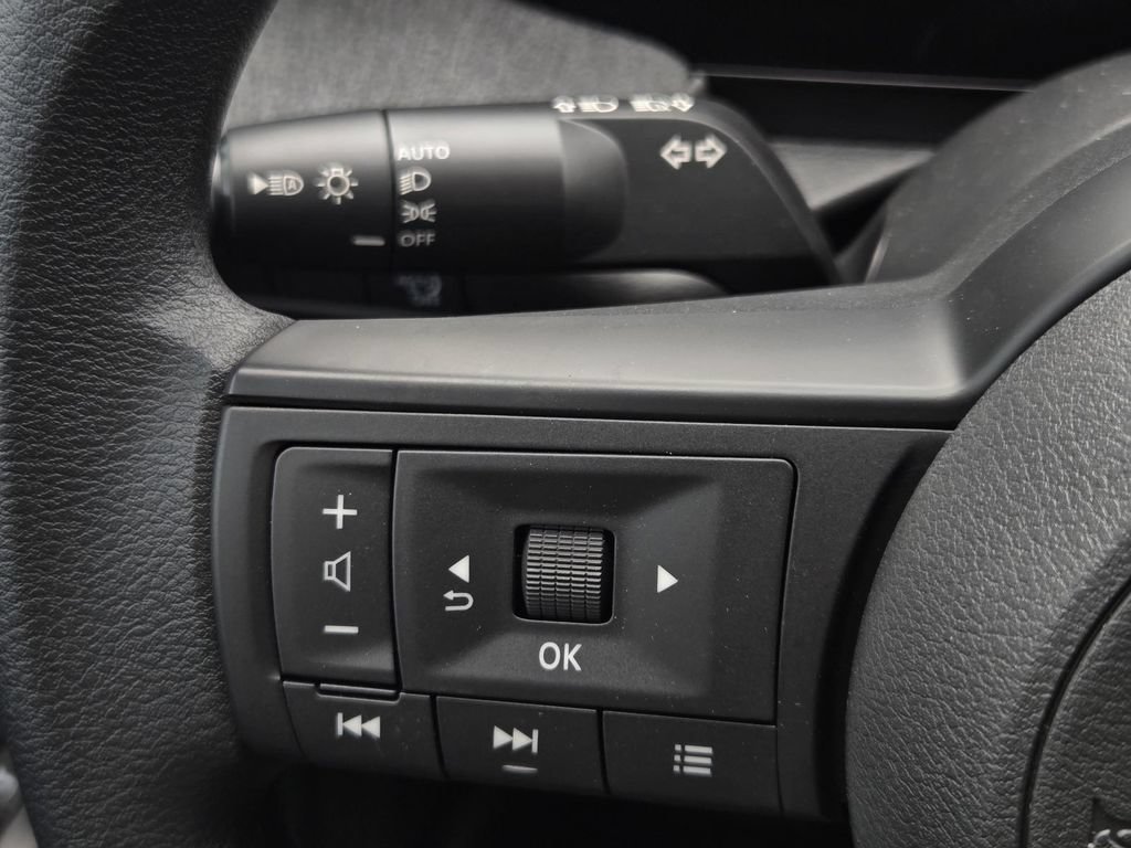 New 2026 Nissan Kicks S FWD image 25