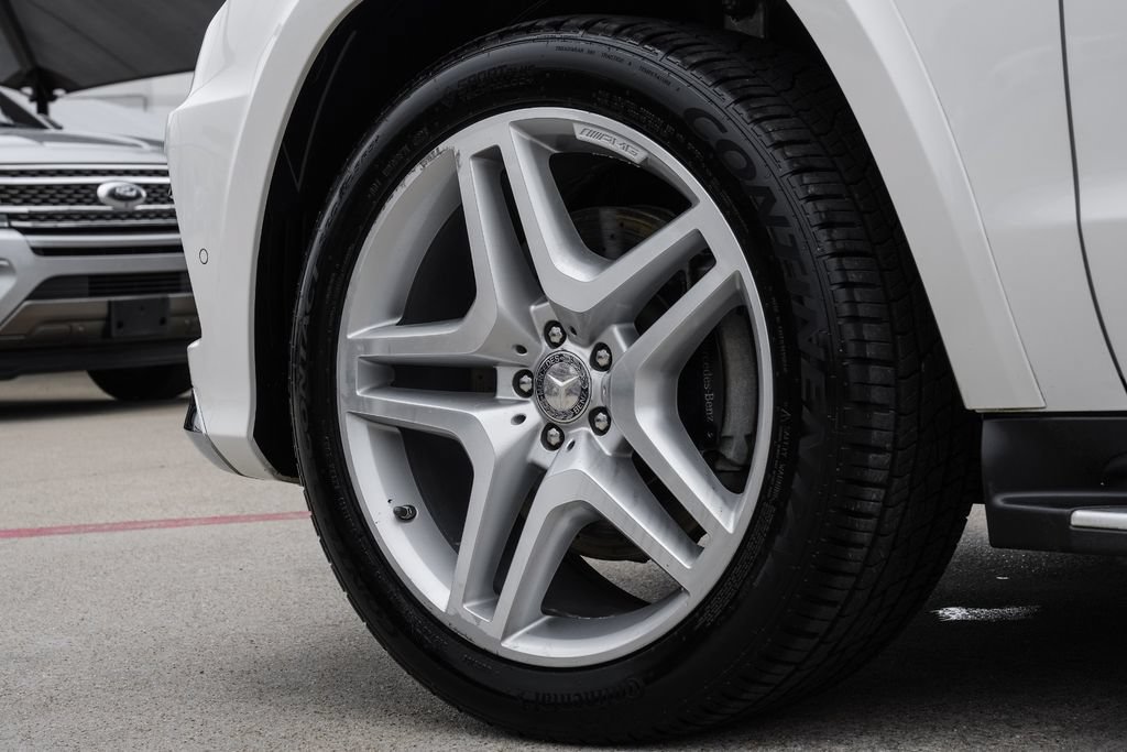 Used 2015 Mercedes-Benz GL 550 4MATIC image 57