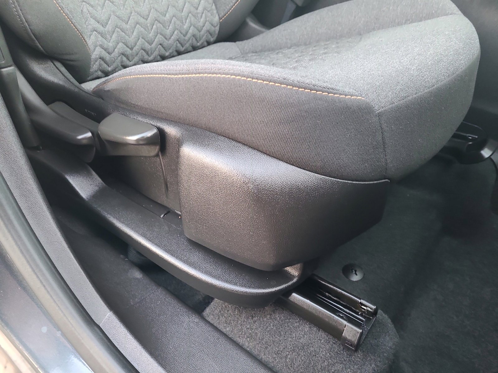 Used 2023 Chevrolet Equinox LT image 30