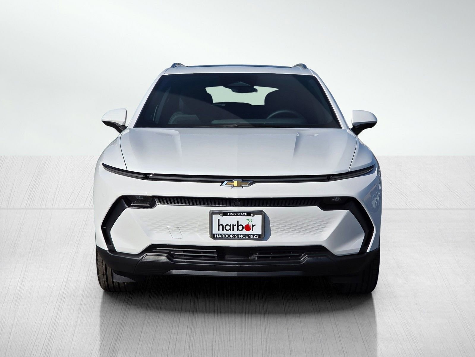 New 2026 Chevrolet Equinox EV LT image 2