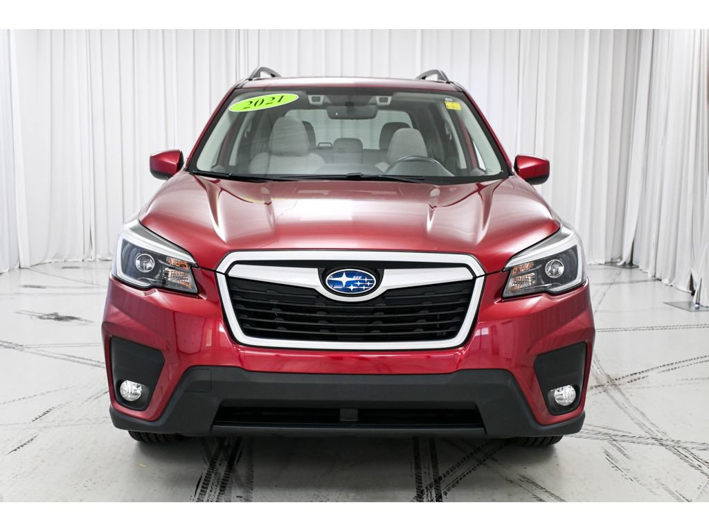 Used 2021 Subaru Forester Premium AWD/4WD image 3