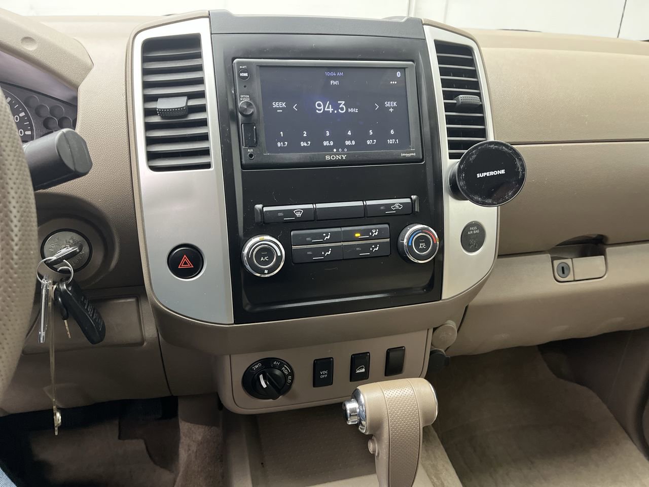 Used 2010 Nissan Frontier SE w/ SE Value Truck Pkg image 15