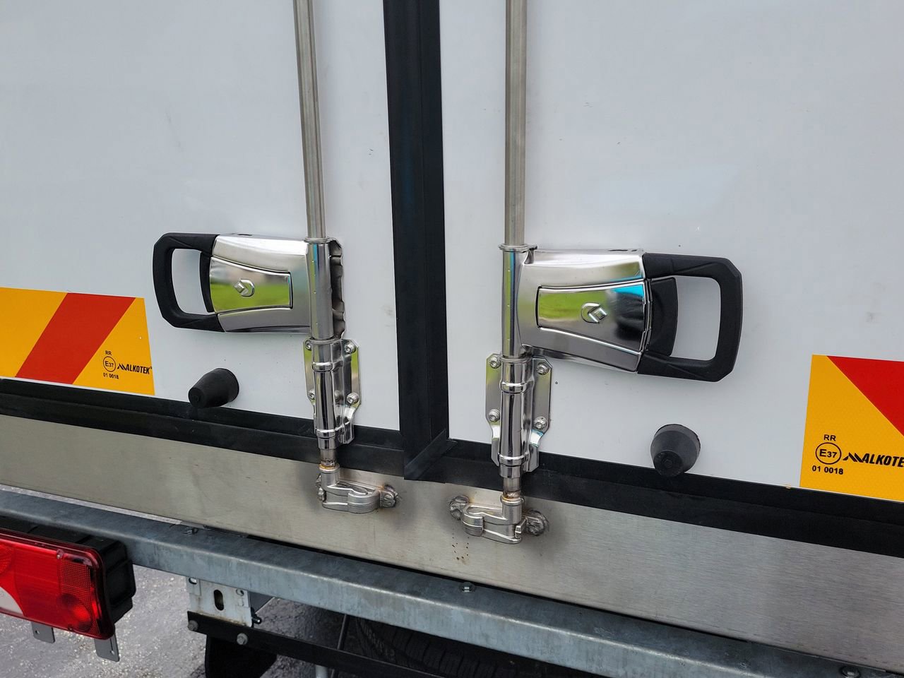 New 2024 Mercedes-Benz Sprinter 3500 image 13