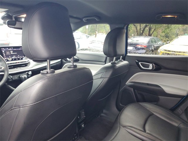 Used 2024 Jeep Compass Limited image 28