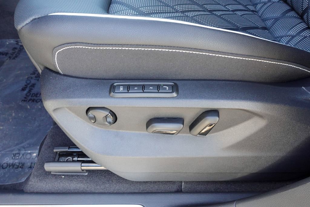 New 2026 Volkswagen Atlas SEL Premium R-Line image 15