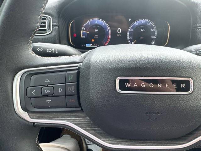 Used 2023 Jeep Wagoneer L Series II AWD/4WD image 23