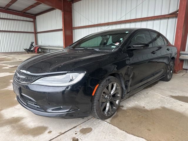 Used 2015 Chrysler 200 S w/ Comfort Group FWD image 15