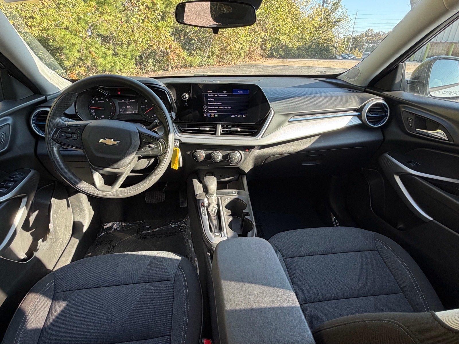 Used 2024 Chevrolet Trax LS w/ Driver Confidence Package FWD image 46