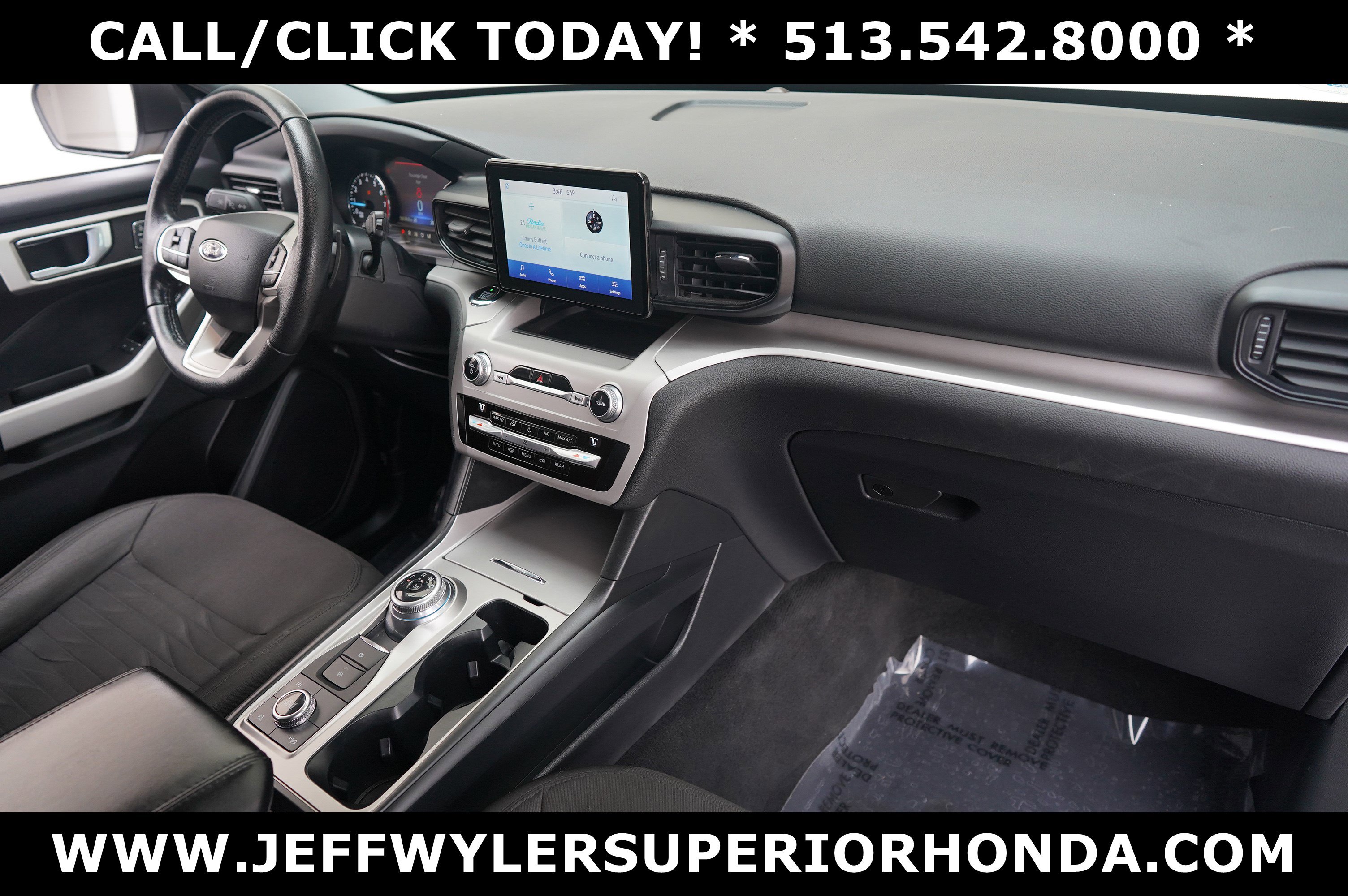 Used 2020 Ford Explorer XLT image 34