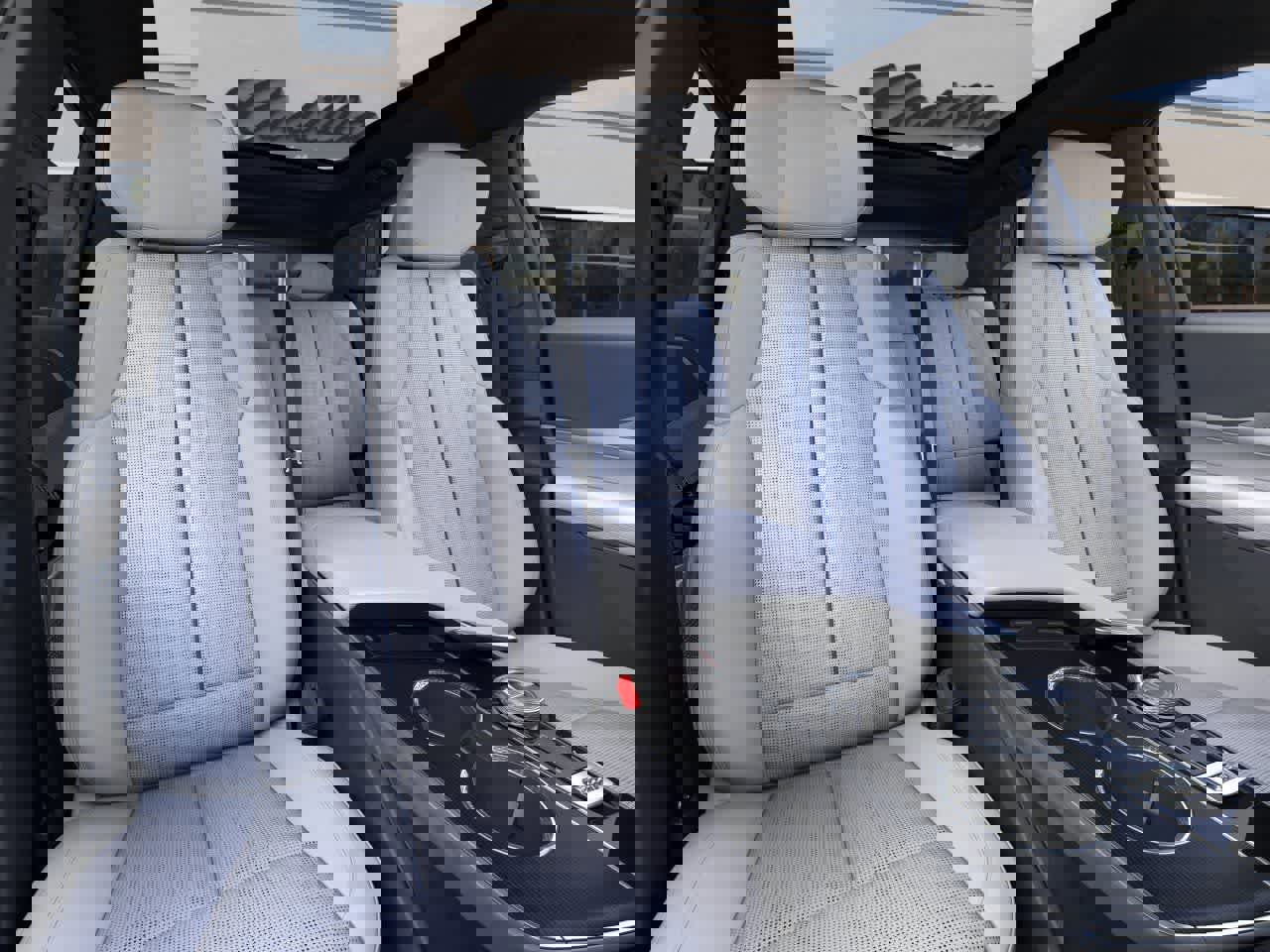 New 2026 Cadillac Lyriq Luxury image 16