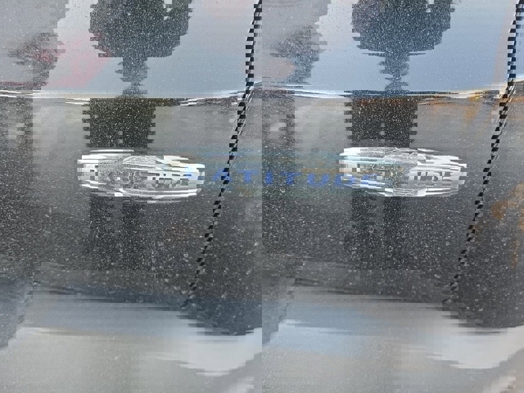 Used 2022 Jeep Renegade Latitude image 5