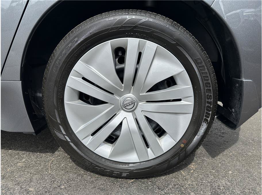 Used 2025 Nissan Leaf S FWD image 28