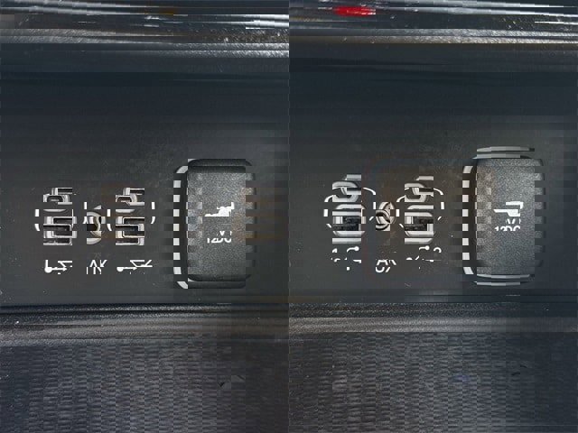 Used 2024 Jeep Grand Cherokee L Altitude image 20