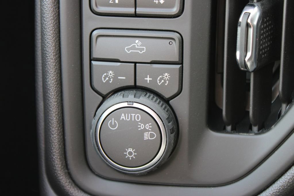 New 2026 Chevrolet Silverado 1500 Custom Trail Boss image 38