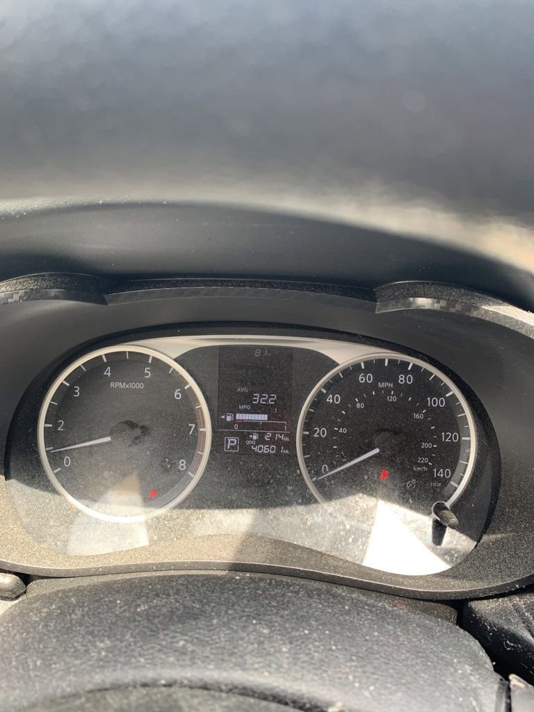 Used 2021 Nissan Versa S FWD image 18