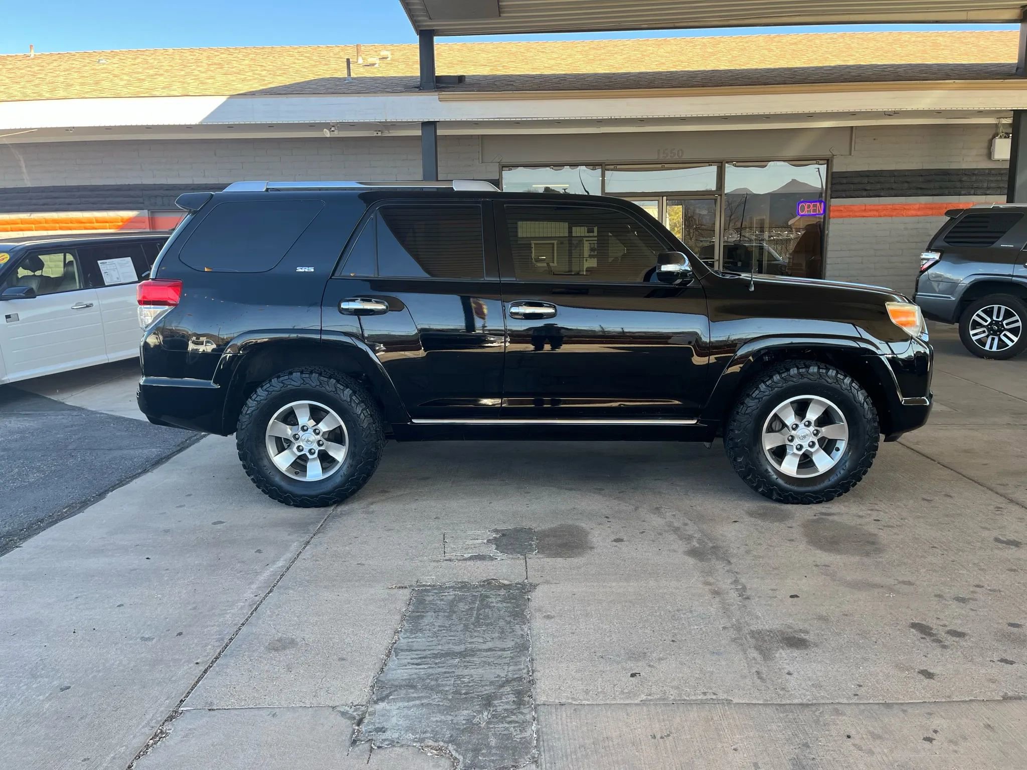 Used 2013 Toyota 4Runner SR5 image 6