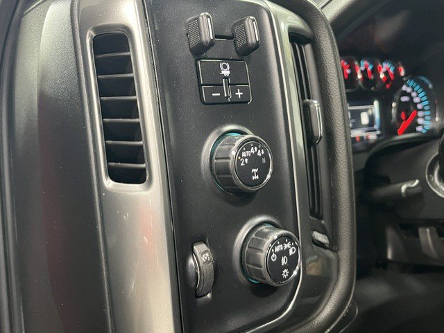 Used 2018 Chevrolet Silverado 1500 LTZ w/ Sport Package AWD/4WD image 11