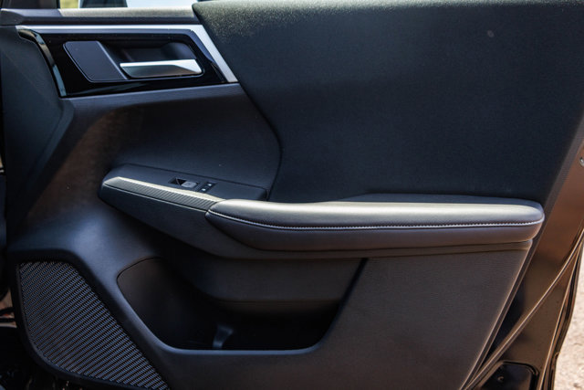 New 2025 Mitsubishi Outlander ES image 16