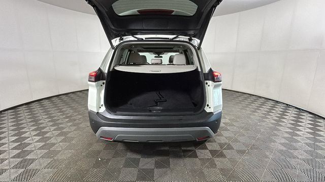 Used 2021 Nissan Rogue SV AWD/4WD image 27