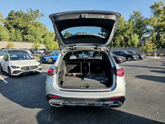 New 2026 Mercedes-Benz GLC 350e 4MATIC image 9