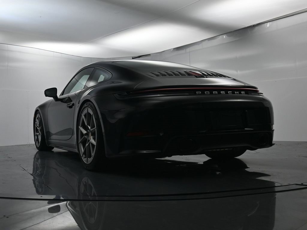 Used 2025 Porsche 911 Carrera image 43
