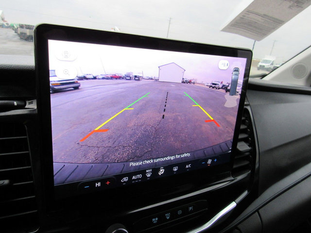 Used 2023 Ford Transit 350 XLT image 40